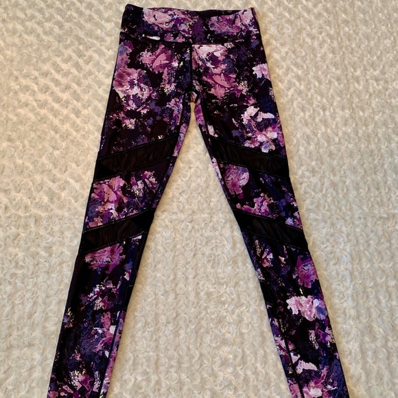 Fabletics Leggings - Picture 2 of 2